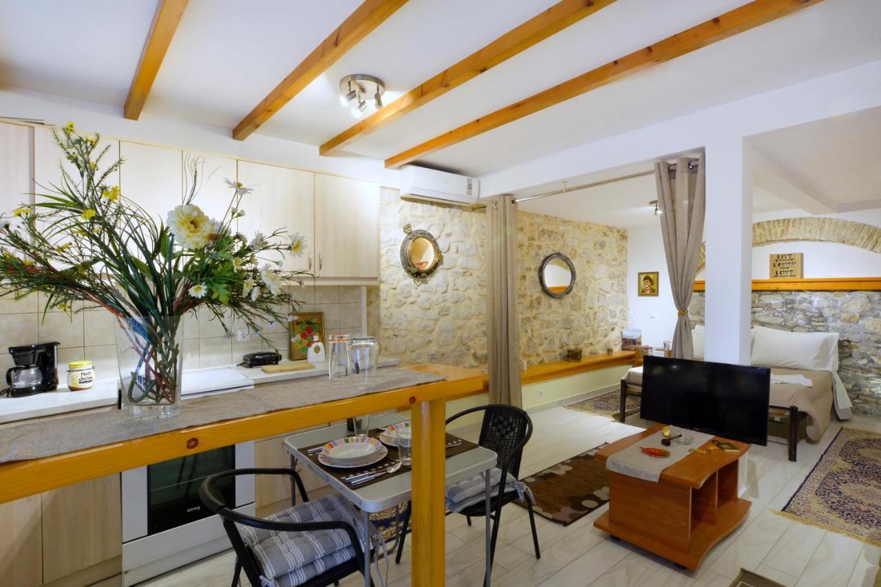 Studio In Corfu Town מראה חיצוני תמונה