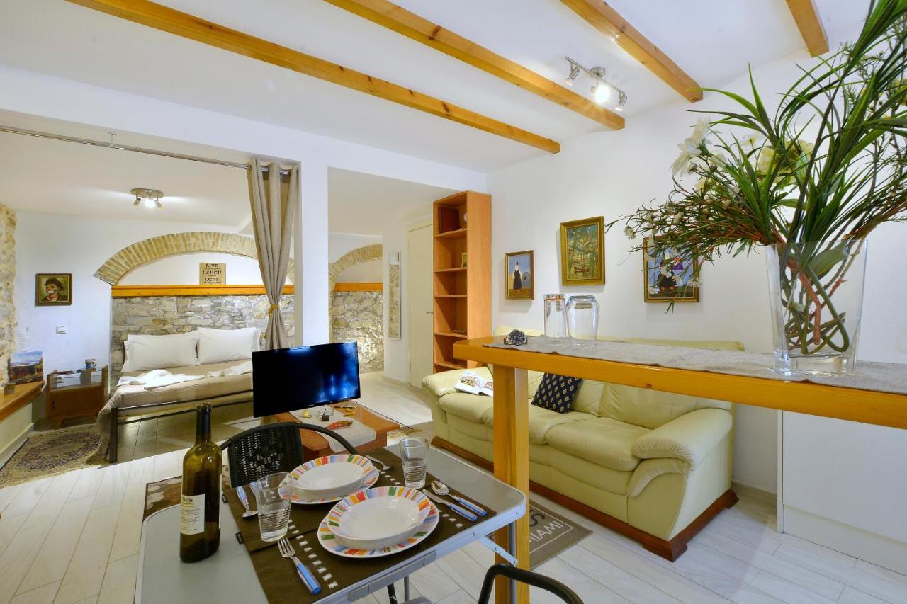 Studio In Corfu Town מראה חיצוני תמונה
